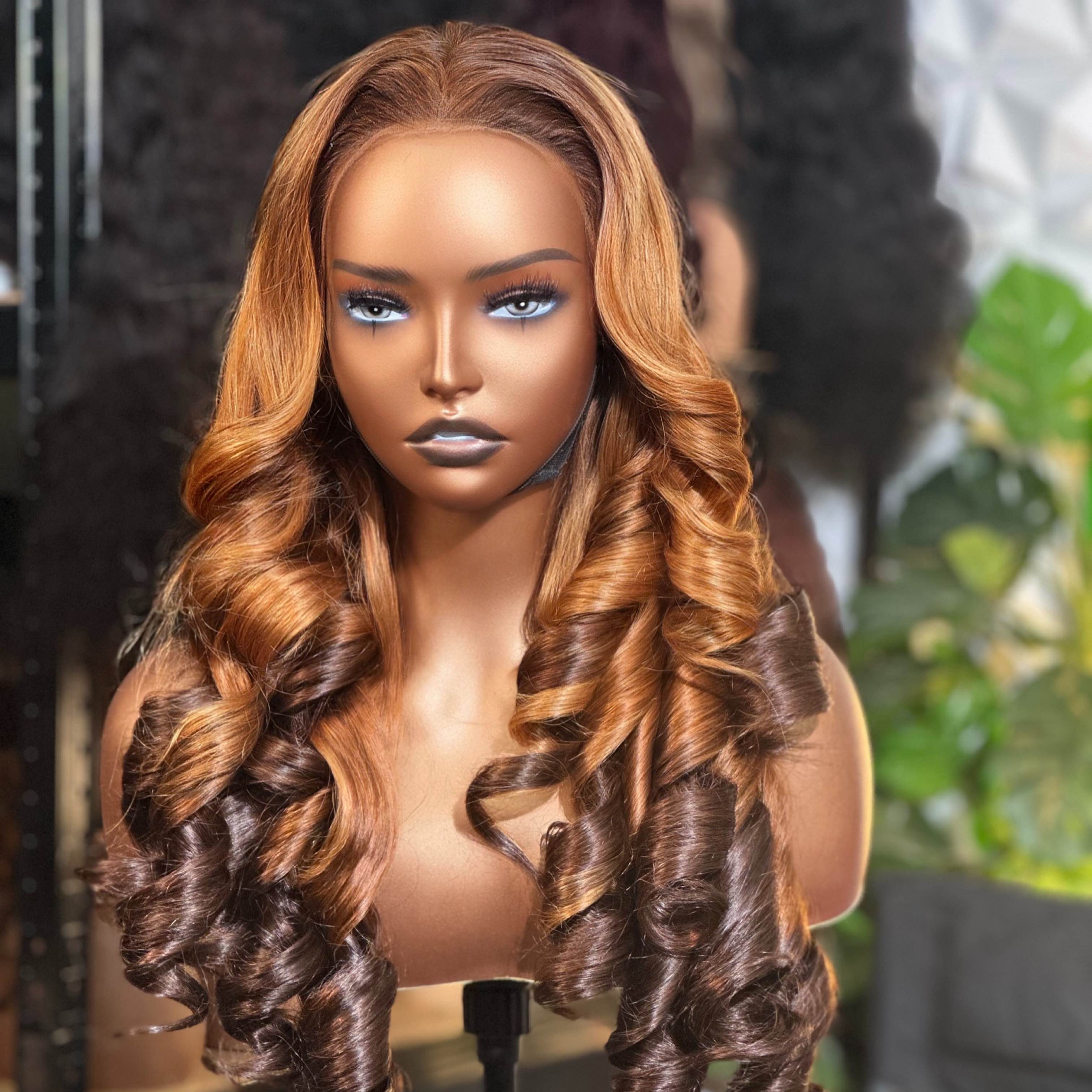 24” loose wave wig (picture colour )
