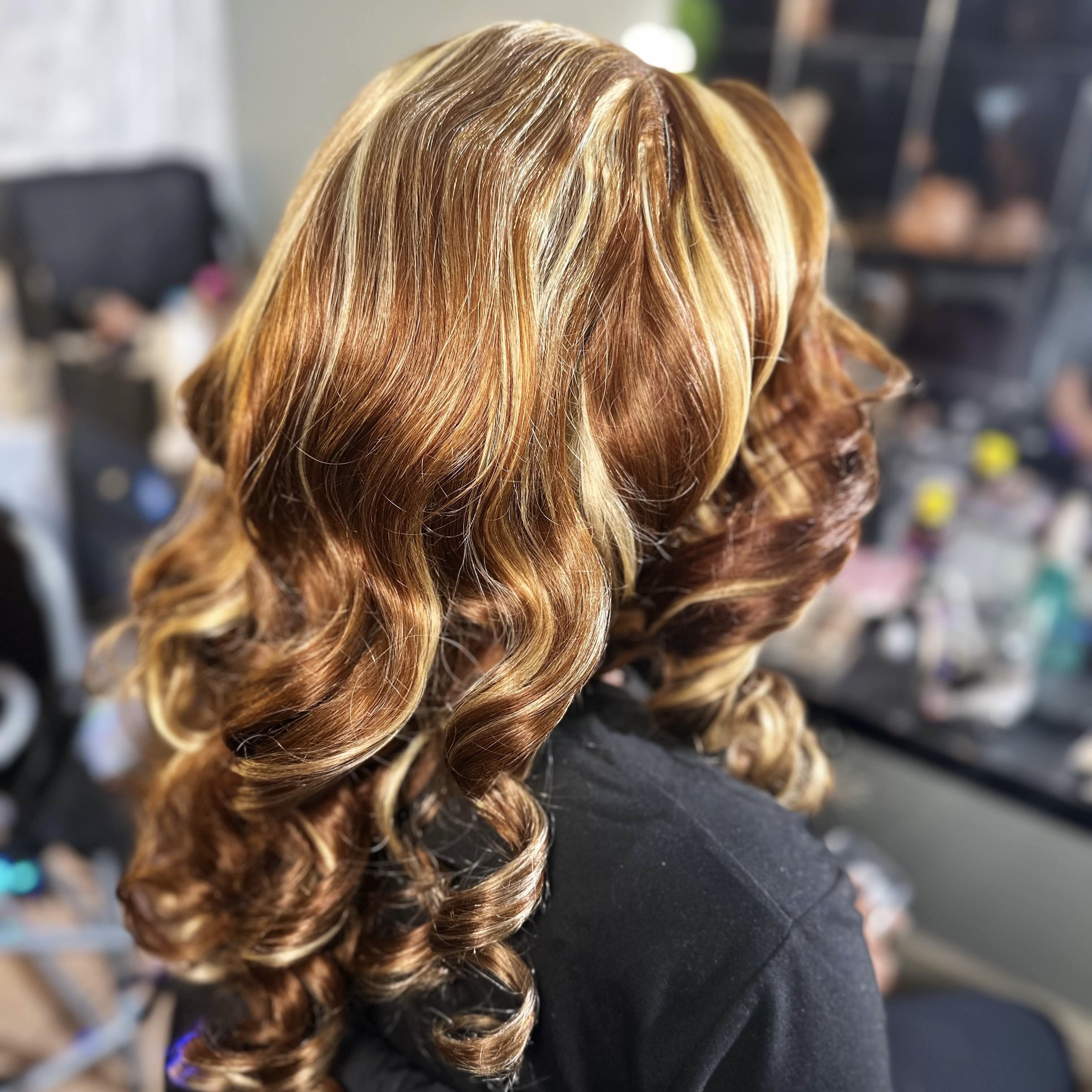 26”  4/27 wavy wig2